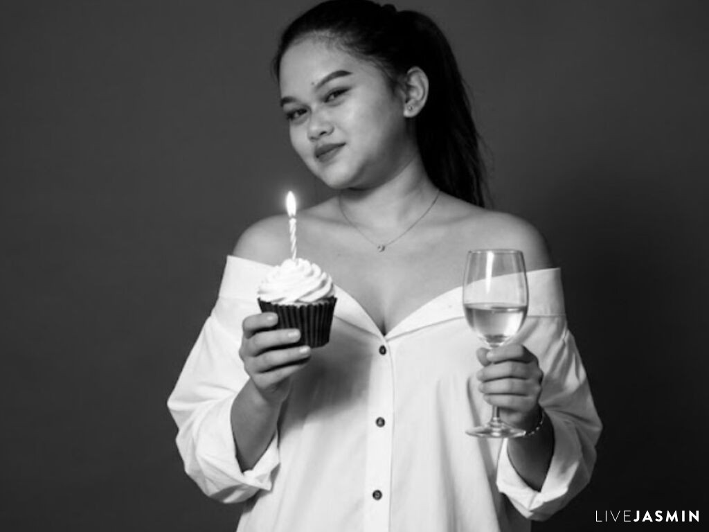 Live cam model AshleeRodriguez