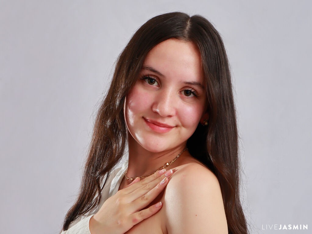 Live cam model ChloeDurgot