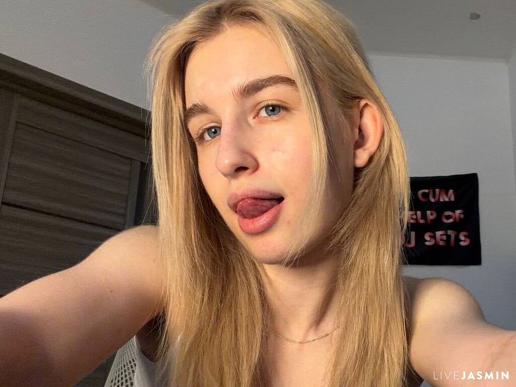 Live cam profile for ColeneKirchman