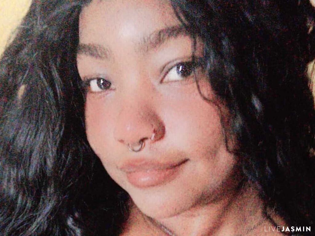 Live cam profile for DannaBurning