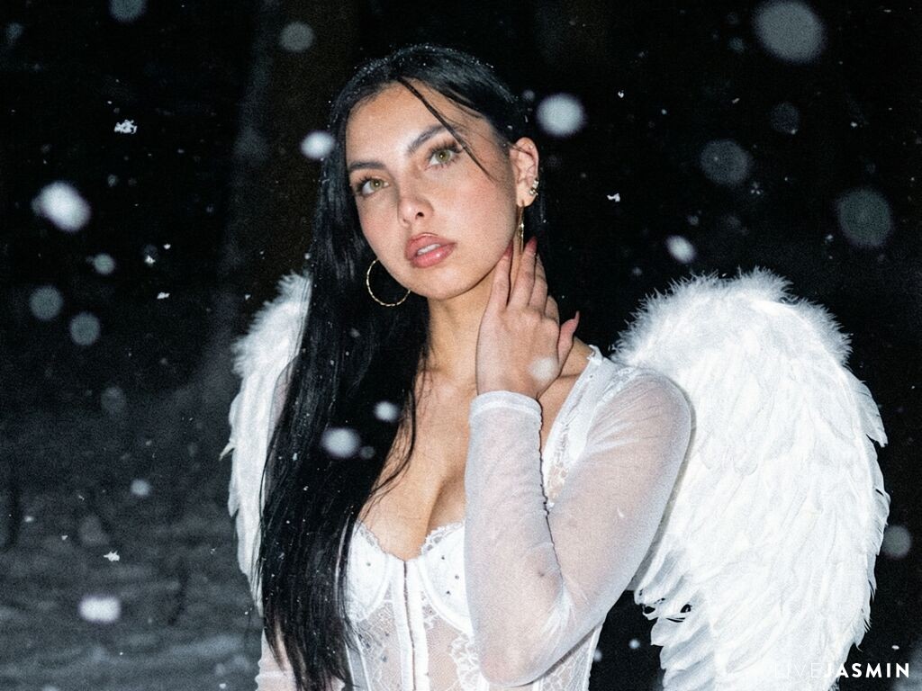 EmilianaEscobar free chat room