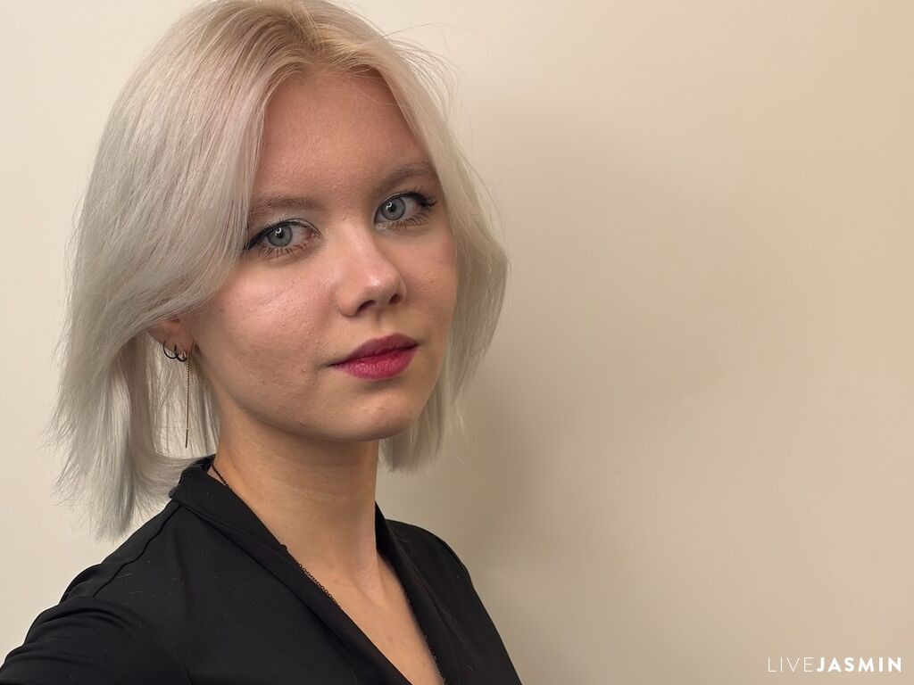 Live cam profile for LindsayMcirvin
