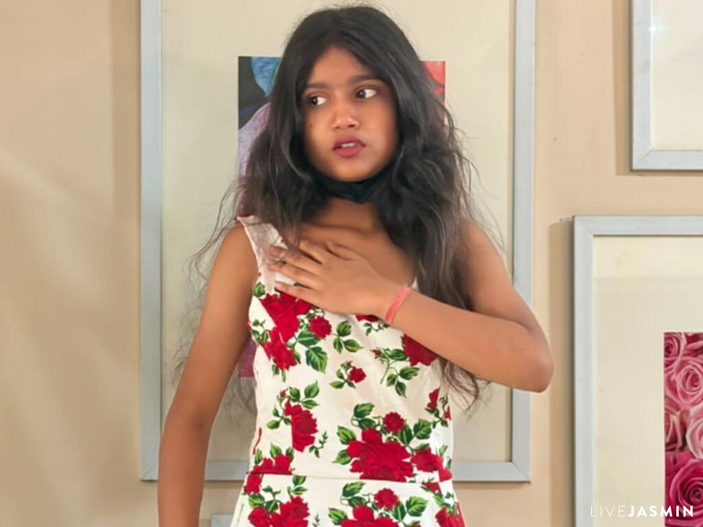 PihuPriya online now
