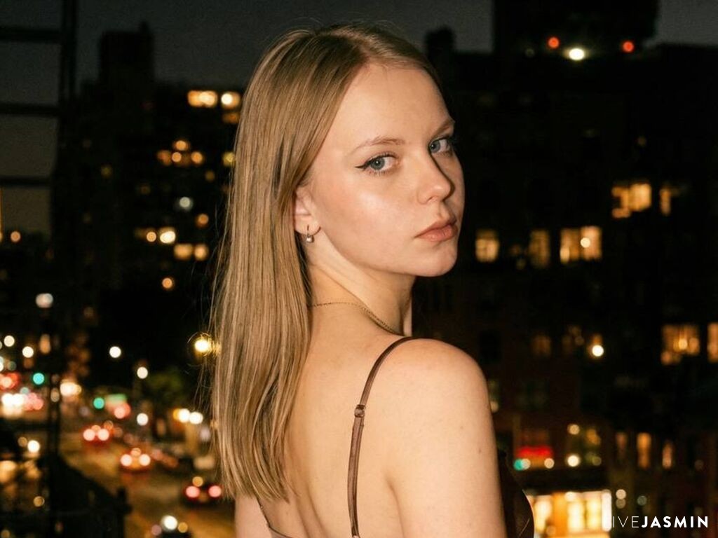 Live cam model SophiePeachy
