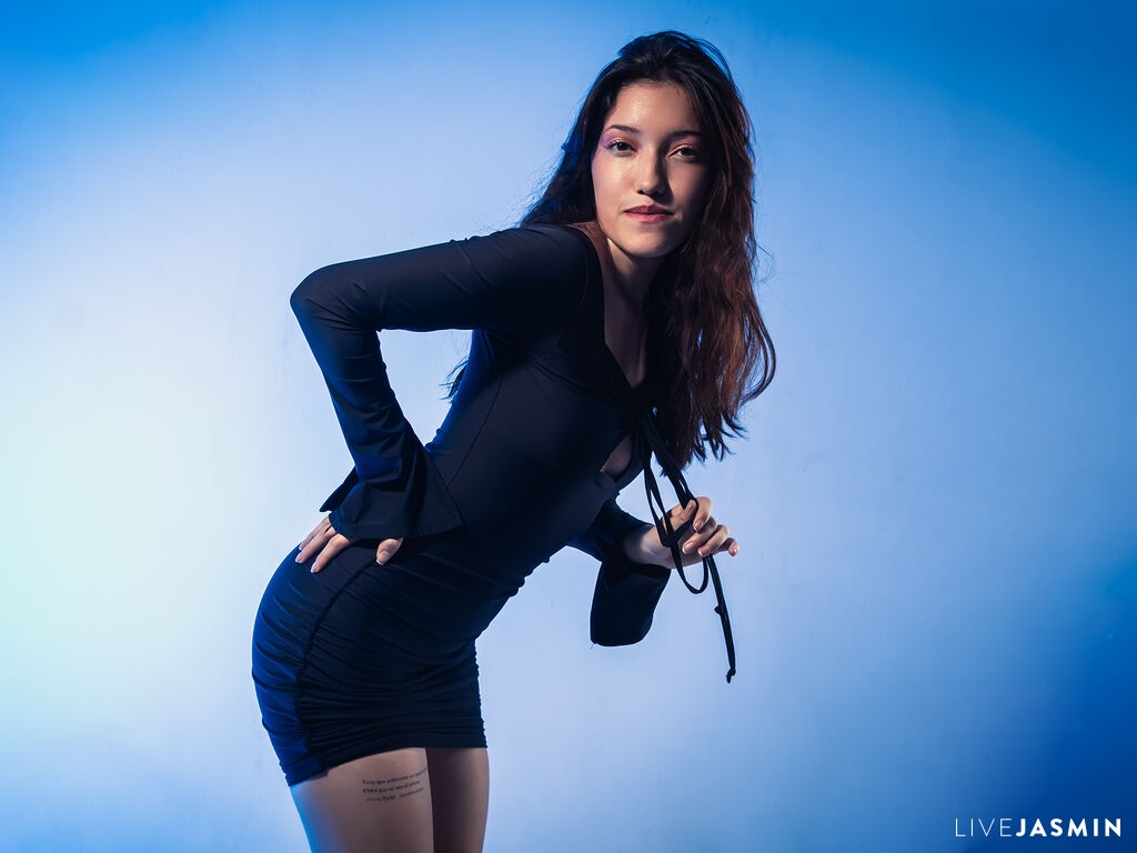 Live cam model TrinityLovely