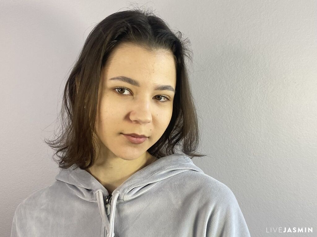 Live cam model ZitaVictorero